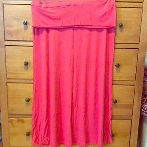 🌟Last Chance🌟 NWOT Fuscia Maxi Skirt